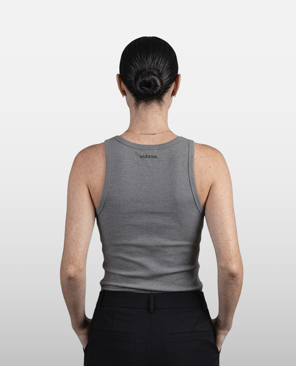 Tanktop Grey Slim Fit Swiftly Tech | Pima Cotton Women