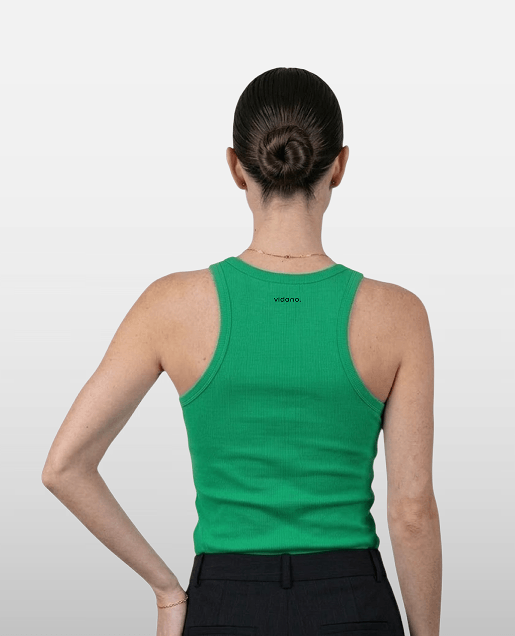 Tanktop Green Slim Fit Swiftly Tech | Pima Cotton Women